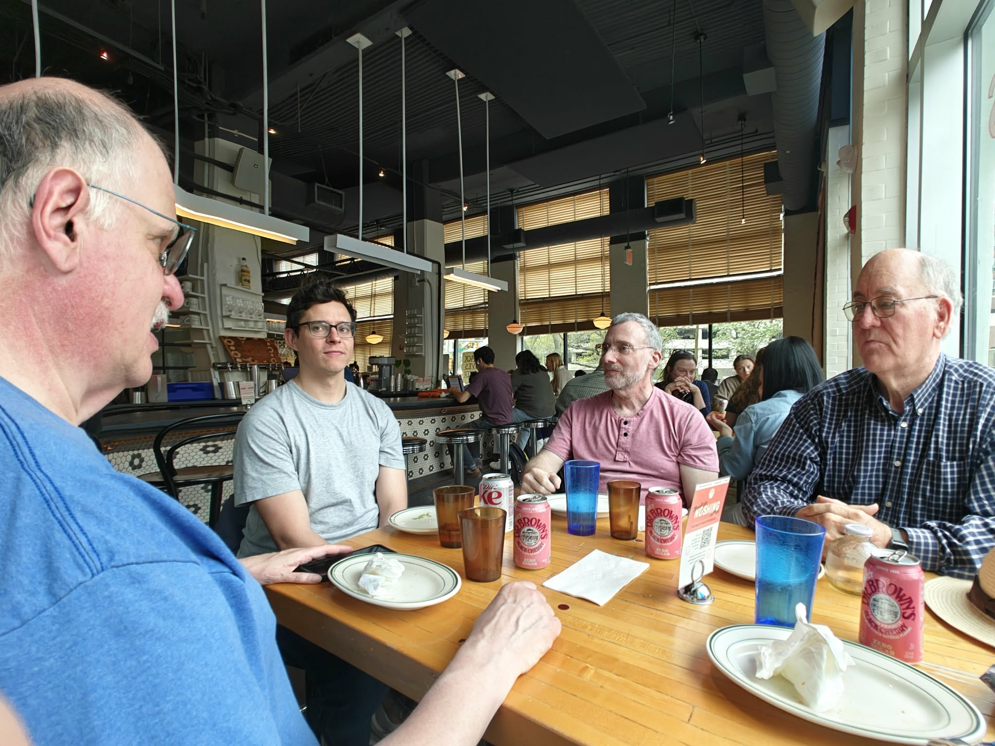 /images/boston/inside-mamlehs.jpg