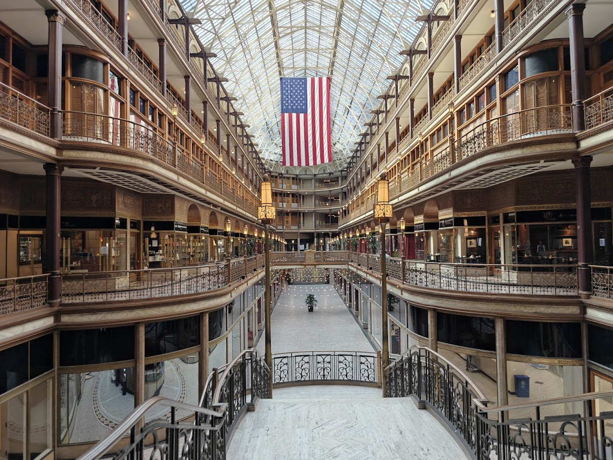 /images/cleveland/arcade.jpg