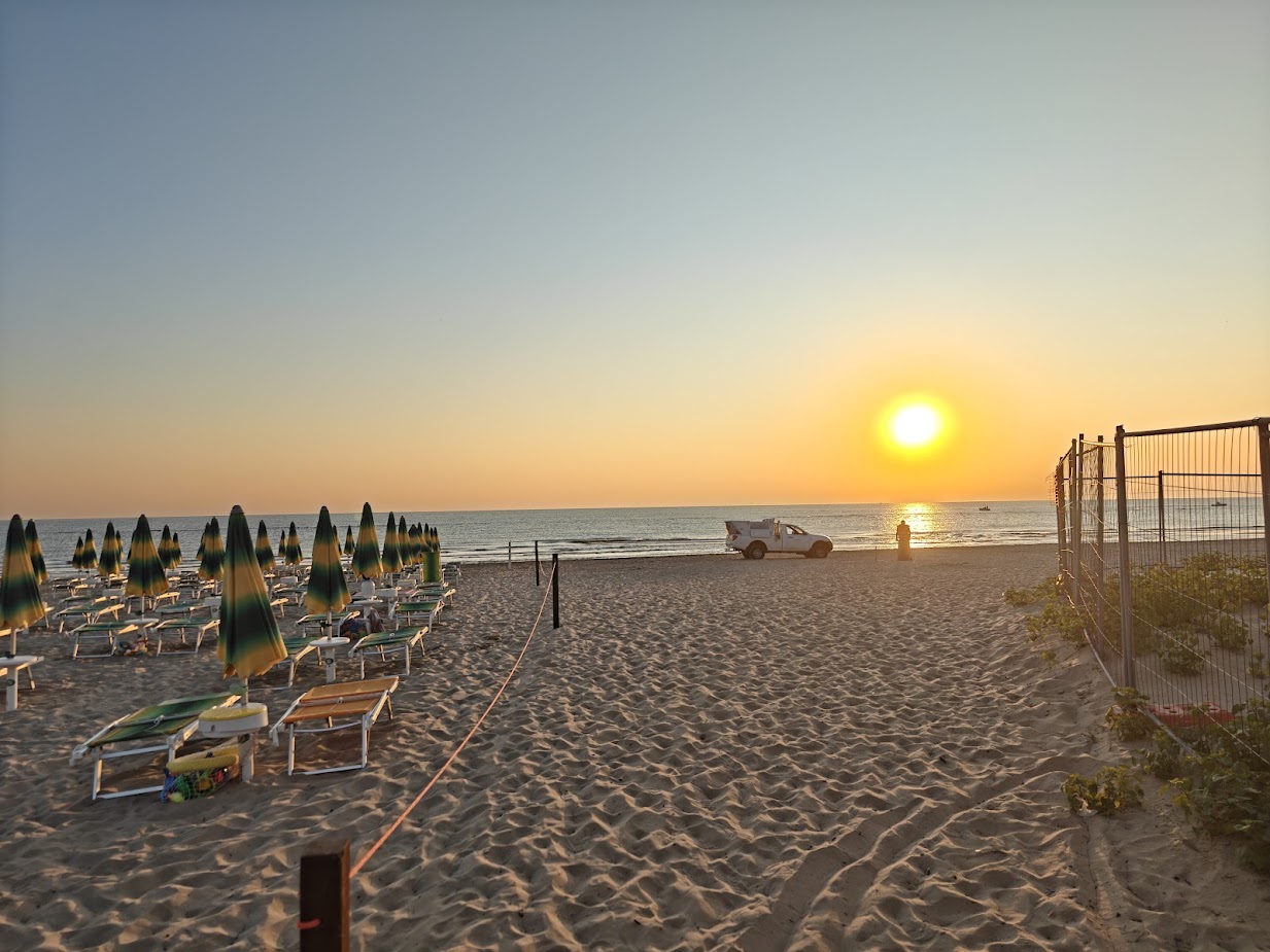 /images/pesaro/sunrise.jpg /images/pesaro/sunrise.jpg