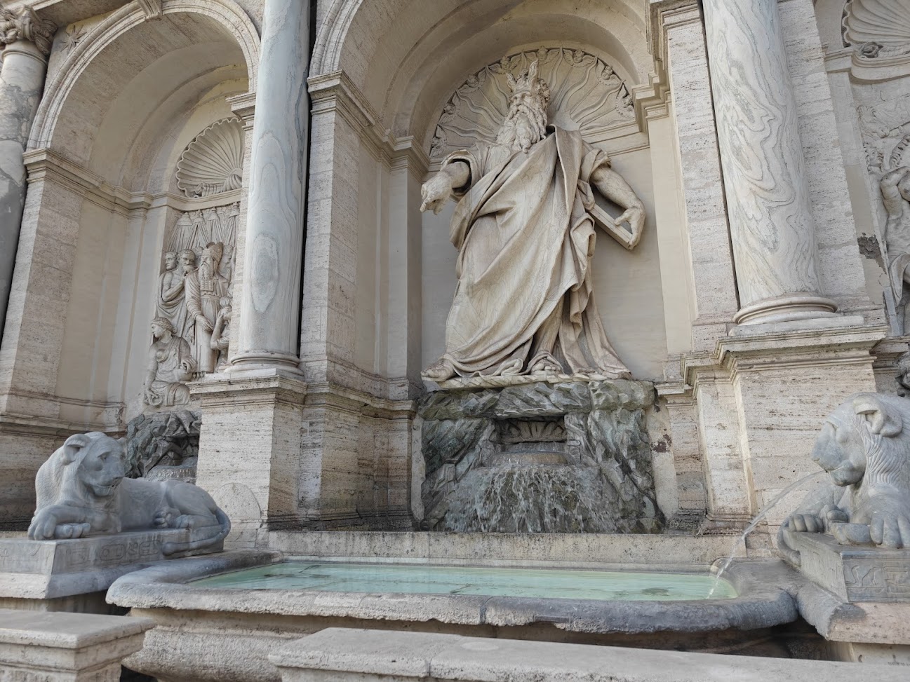 /images/rome/moses.jpg /images/rome/moses.jpg
